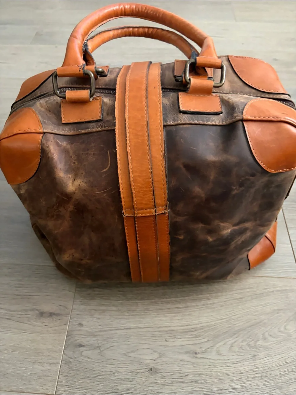 Men's Two-Tone Brown Leather Weekender Bag